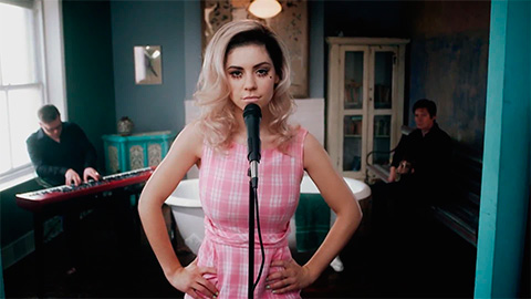 Marina and the Diamonds - Homewrecker