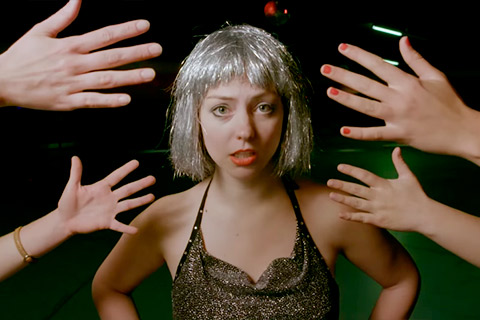 Angel Olsen - Shut Up Kiss Me