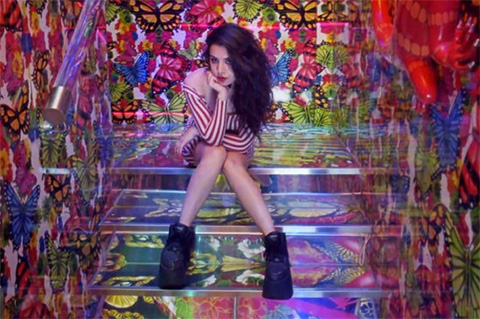 Charli XCX - SuperLove