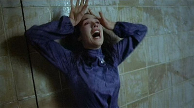 Crystal Castles - Plague