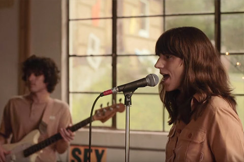 Eleanor Friedberger - He Didn't Mention His Mother