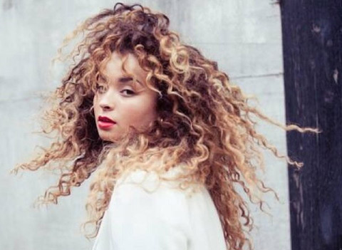 Ella Eyre