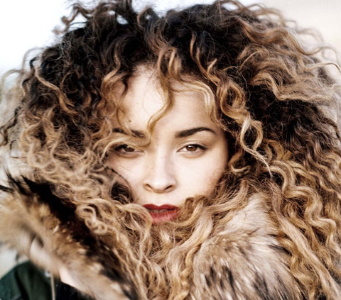 Ella Eyre