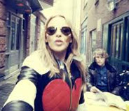 Kylie Minogue - Timebomb