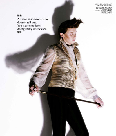Elly Jackson - La Roux - BlackBook